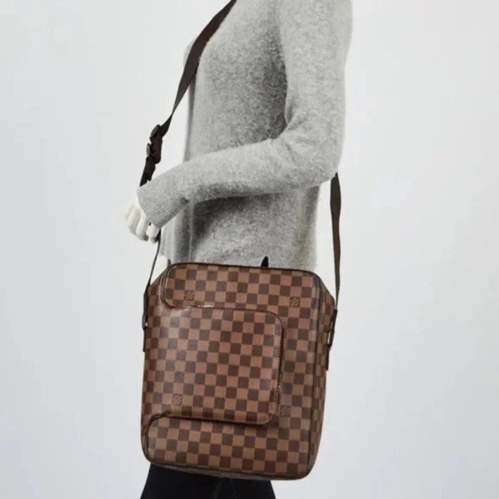 AUTHENTIC Louis Vuitton Olav MM Shoulder Bag